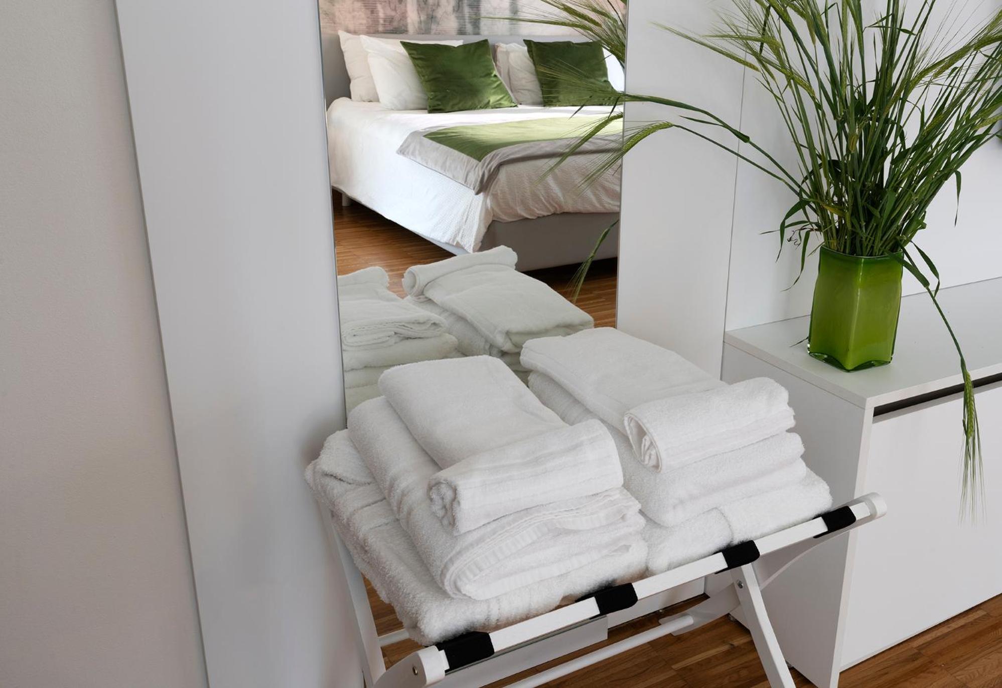 Appartamenti Vela Milano Centro Con Garage Екстер'єр фото